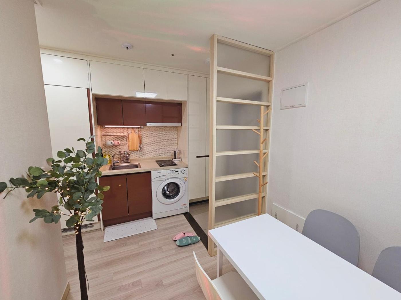 Hall Station Full Option Lovely House Incheon